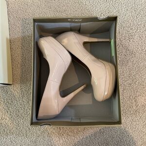 Lauren Conrad Johanna Nude Platform Heels - SIZE 8